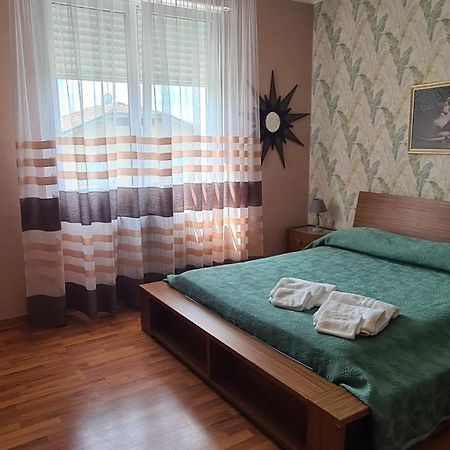 B&B Regina Busto Arsizio Esterno foto