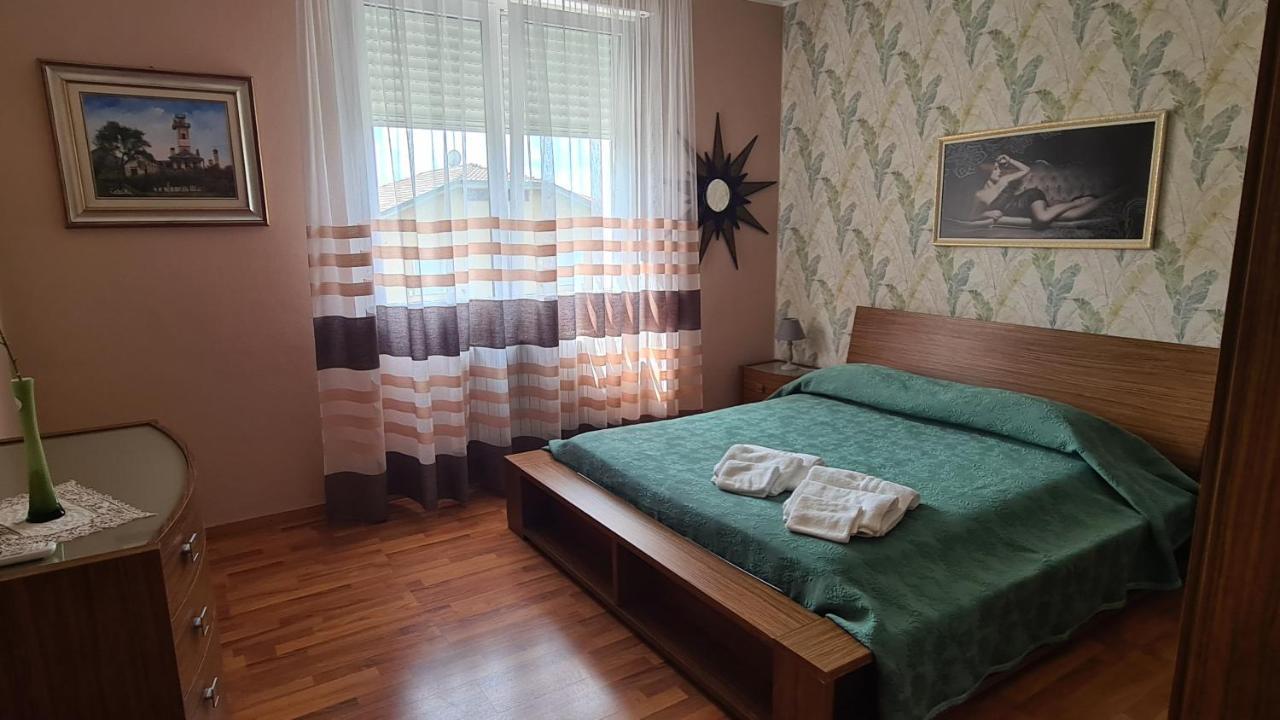 B&B Regina Busto Arsizio Esterno foto