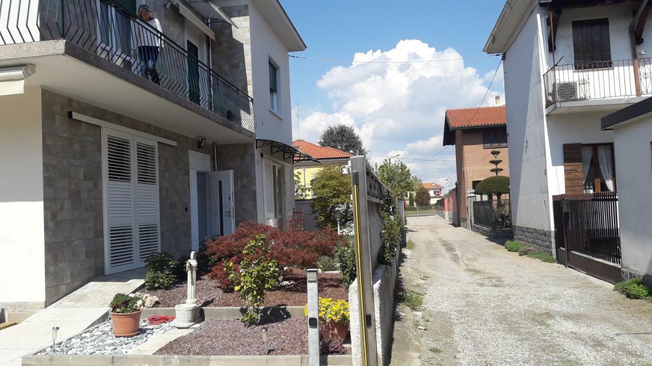 B&B Regina Busto Arsizio Esterno foto